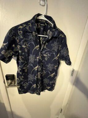 Reunion Short Sleeve Shirt Small